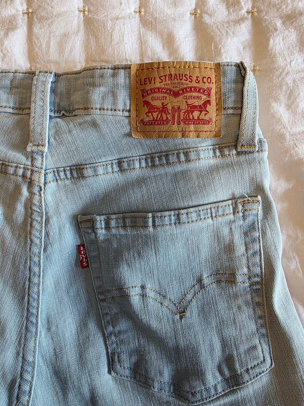 Levi's 726 High-Rise Flare Jeans in Light Wash - Picture 7 of 7